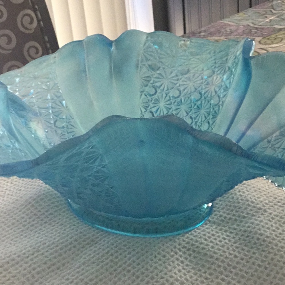 Vintage Imperial‎ Glass Starfire Bowl Horizon Blue Carnival